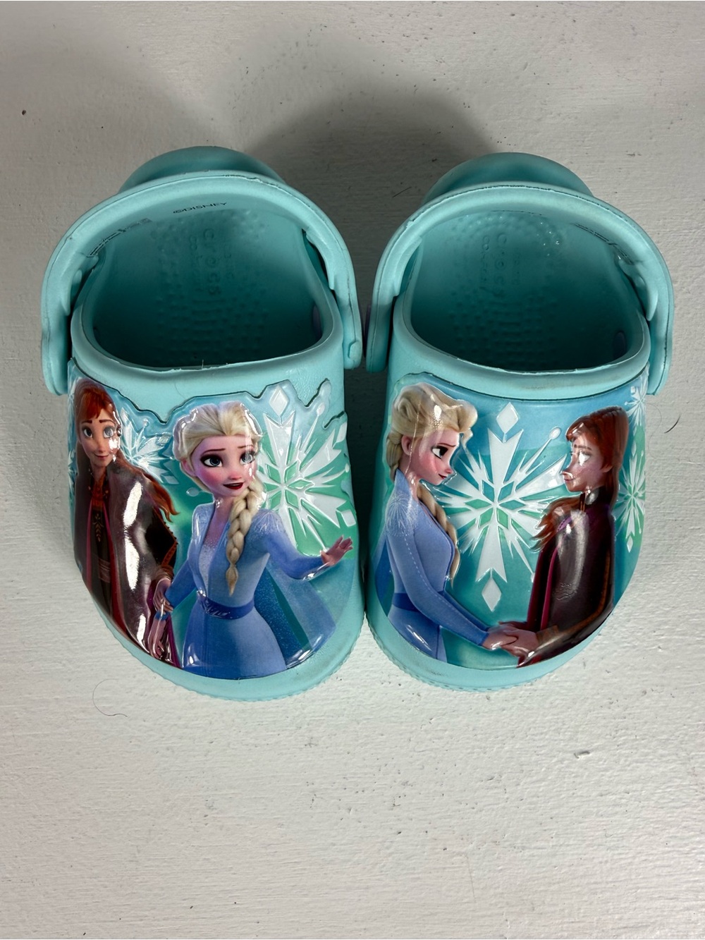 CROCS Kids Frozen Elsa & Anna Light Blue Slip-On Clogs 5C